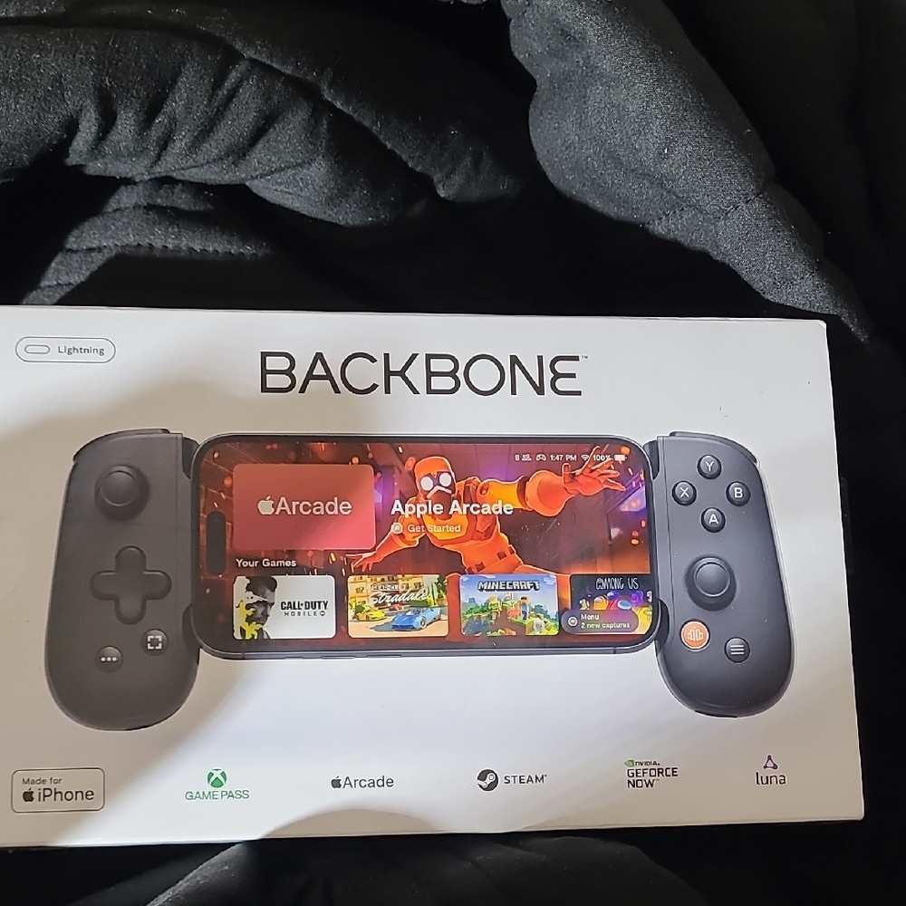 One Mobile Gaming Controller - Black